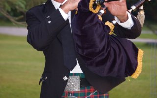 Bagpiper